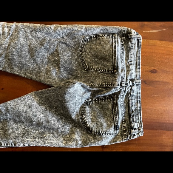 Hype brand jeans women's junior's size 9 bleach wash skinny legs distressed - Picture 6 of 6